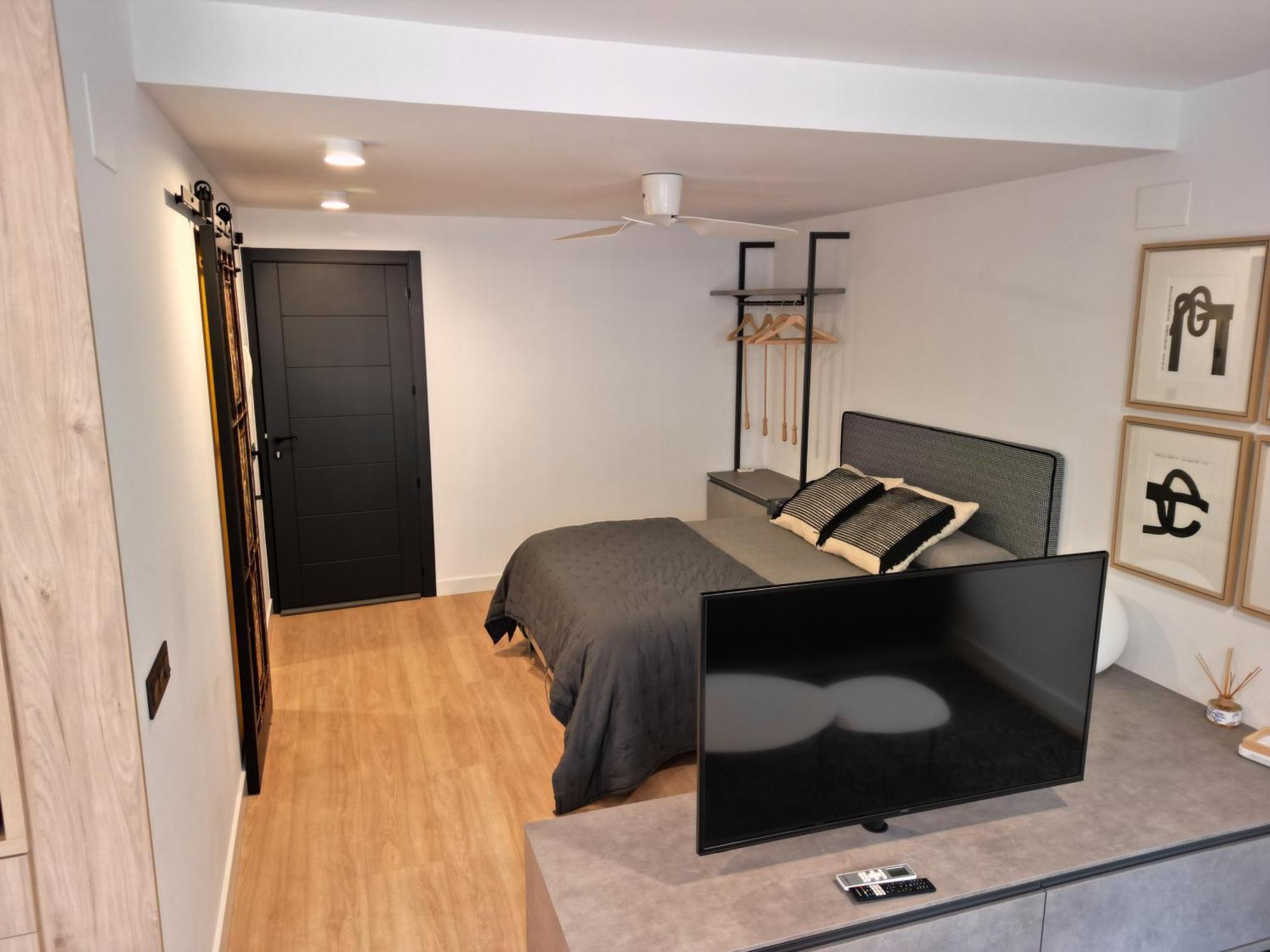 Apartaments Turistics Cardona IV Eksteriør billede