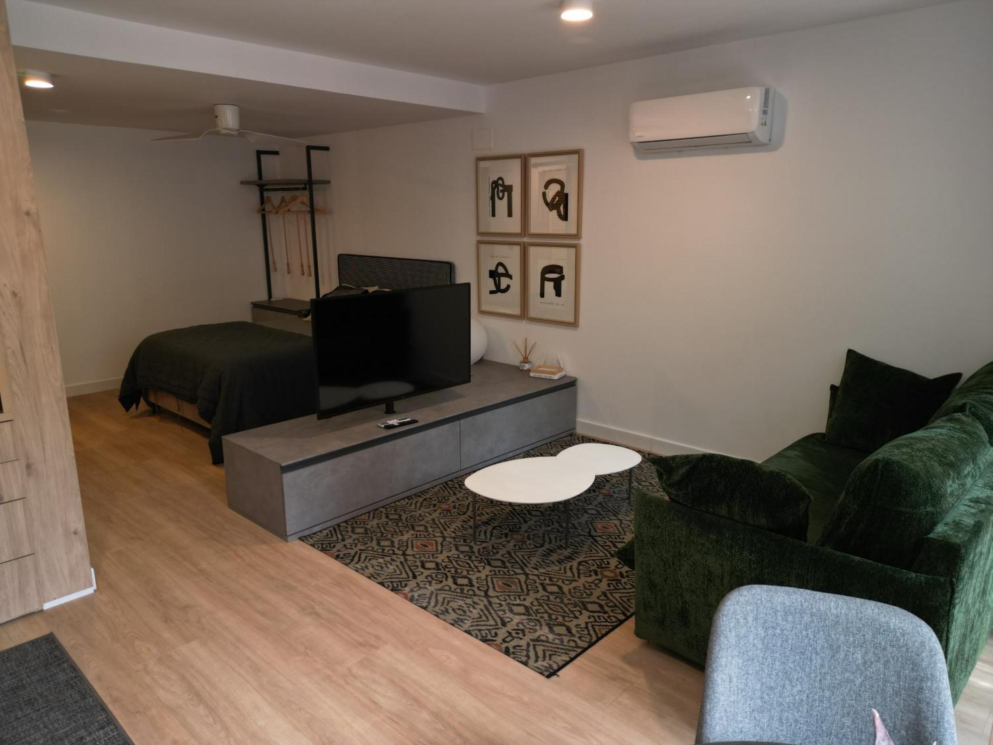 Apartaments Turistics Cardona IV Eksteriør billede